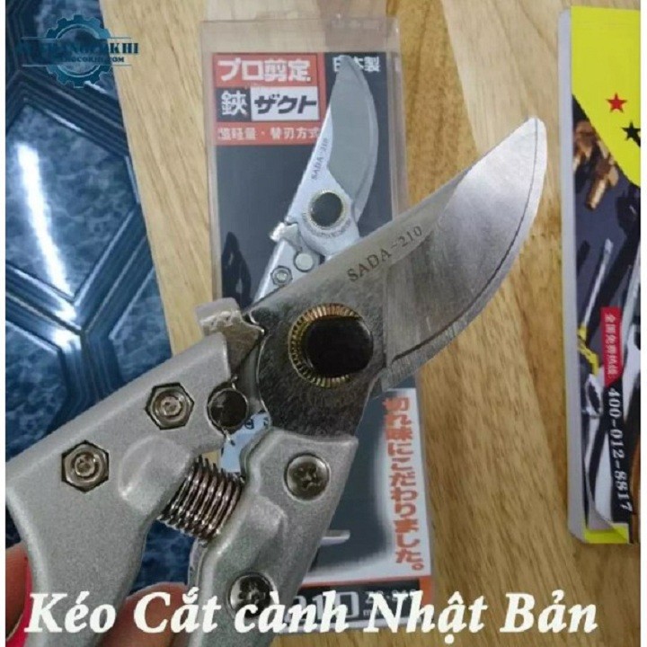 KÉO CẮT CÀNH SANDA 210