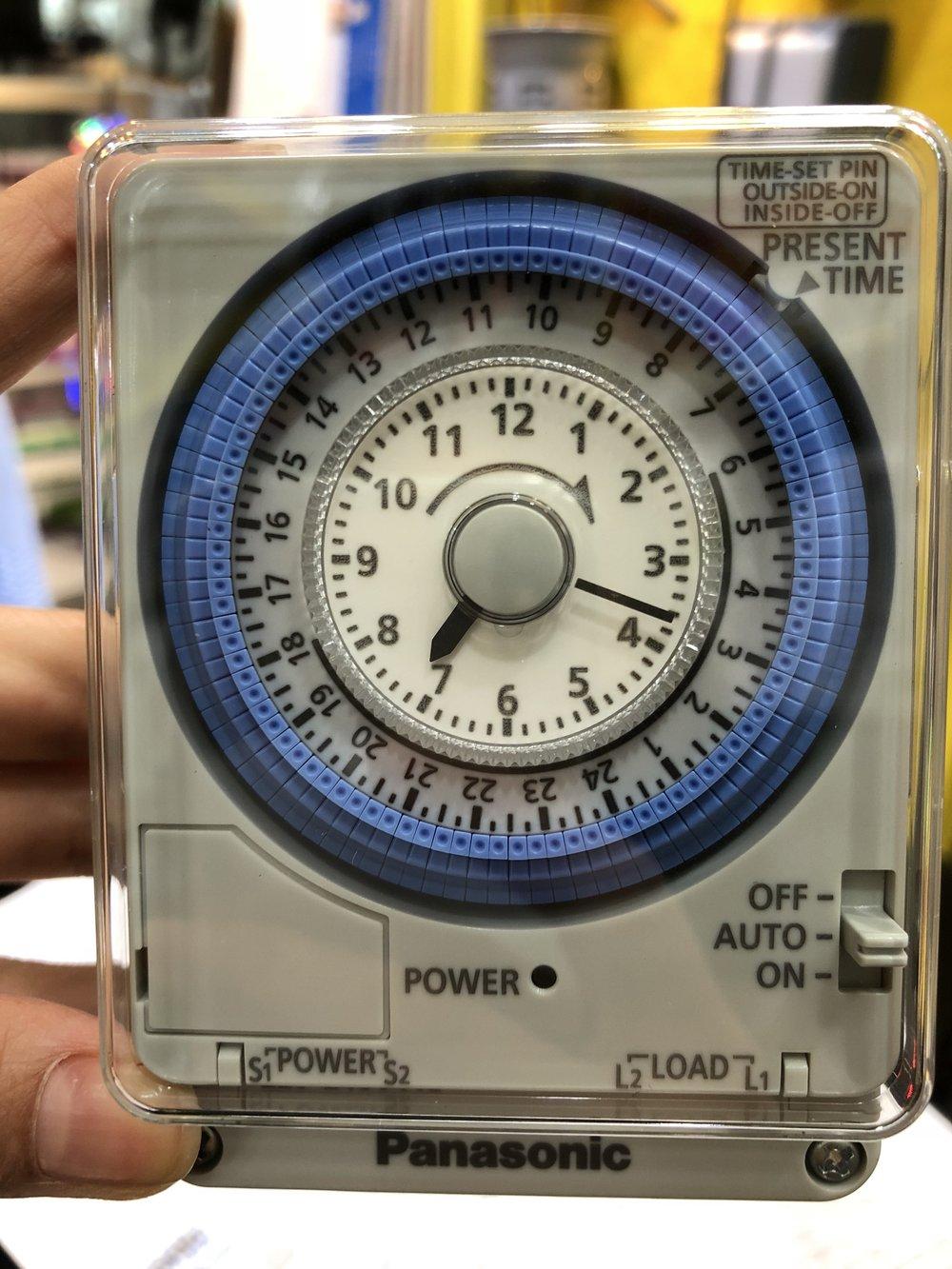 Công tắc hẹn giờ panasonic TB35809NE5/TB38809NE7