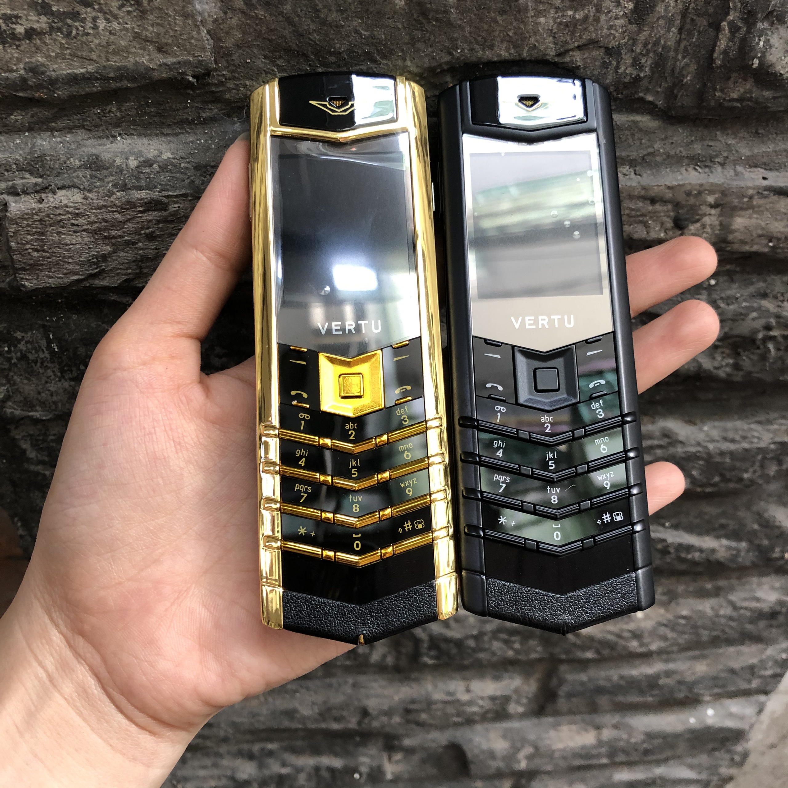 Điện thoại Vertu k7