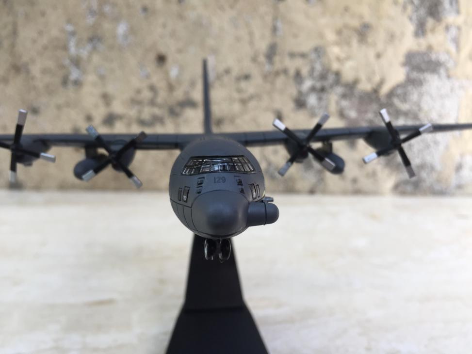 Mô hình máy bay AC-130A 1:200