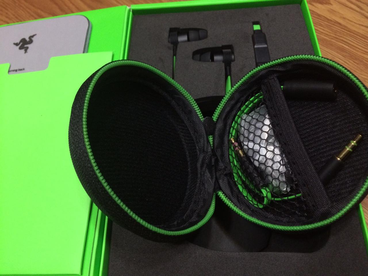 Tai nghe nhét tai Razer Hammerhead Pro V2