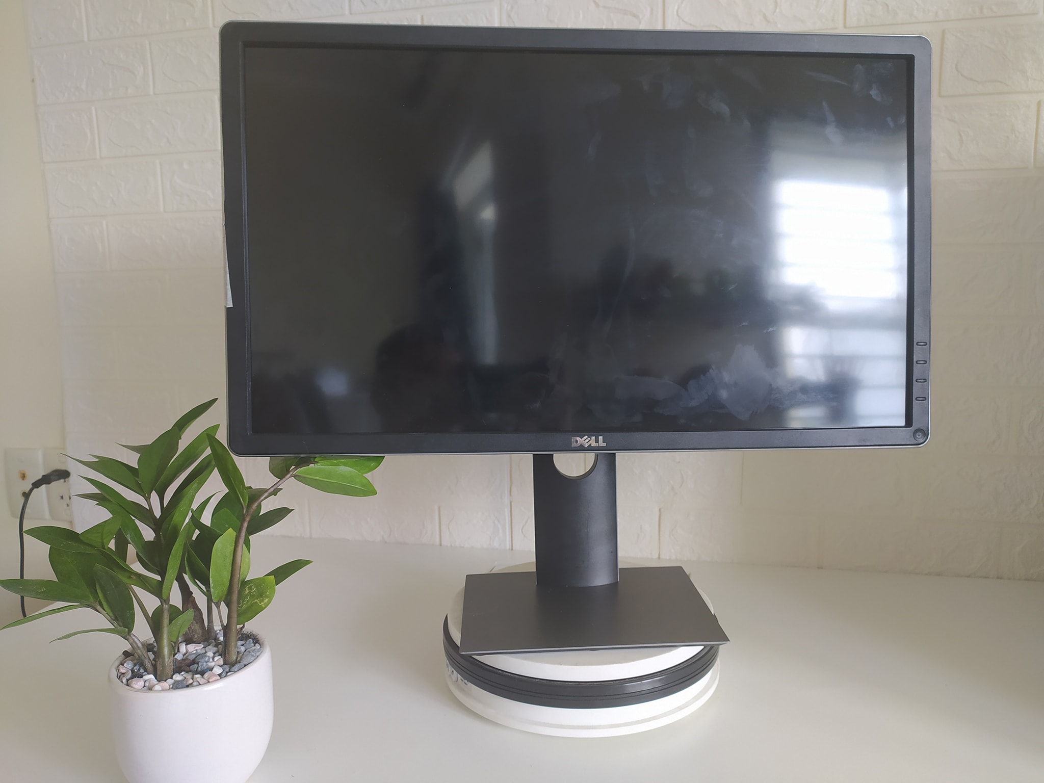 Màn hình DELL P2414H 23.8 inch LCD