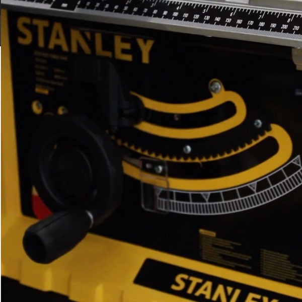 Máy cưa bàn Stanley STST1825