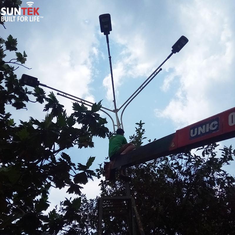 ĐÈN LED NĂNG LƯỢNG MẶT TRỜI SUNTEK JD-1920A