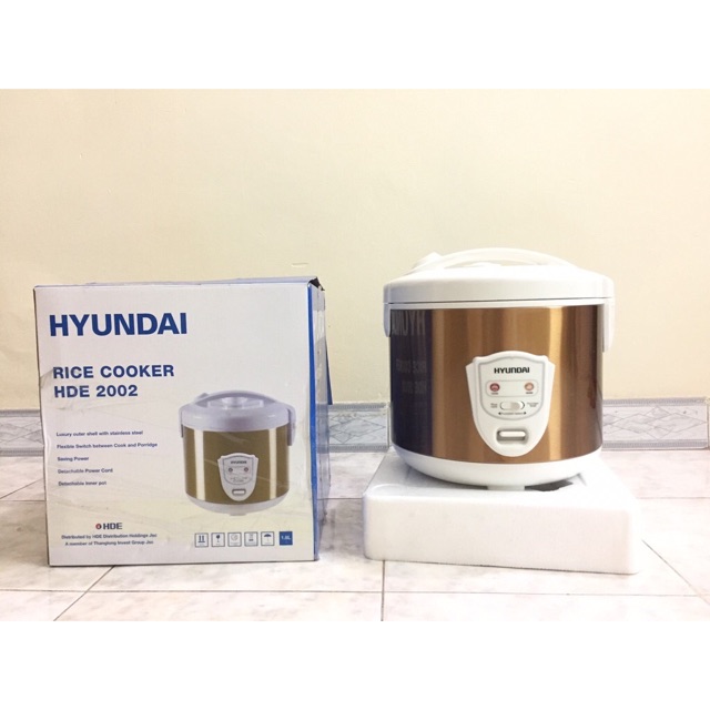 Nồi Cơm Điện Hyundai HDE 2002G (1.8 lít)