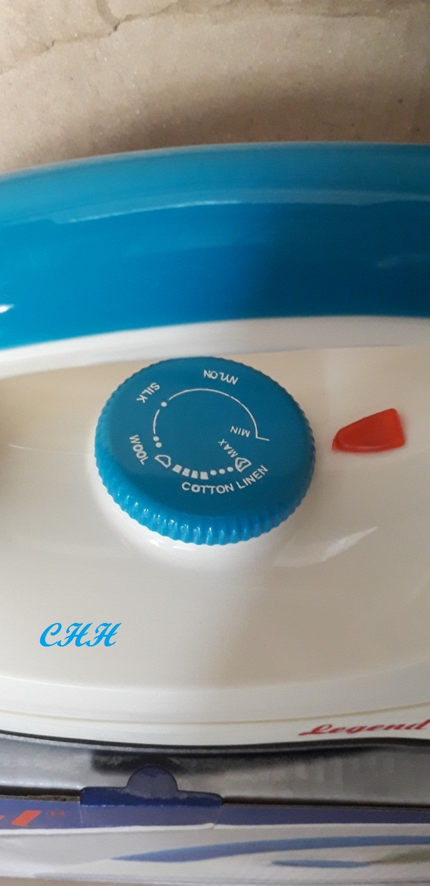 Bàn ủi/Bàn là Khô Legend LI-214