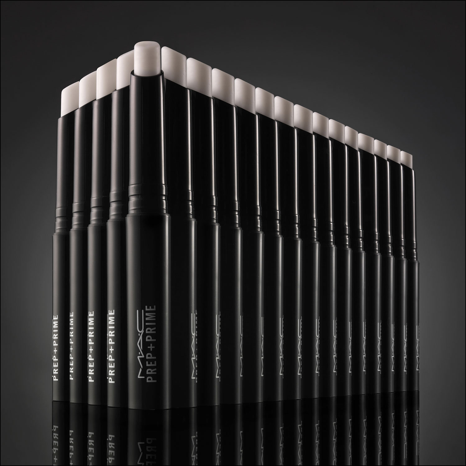 Son lót môi Mac Prep + Prime Lip