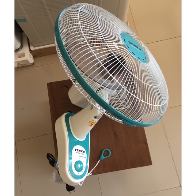 QUẠT TREO SENKO TC1623