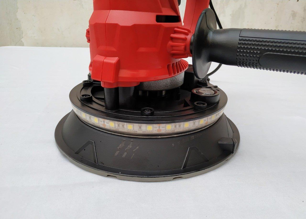 Máy chà nhám tường Btec BT700D