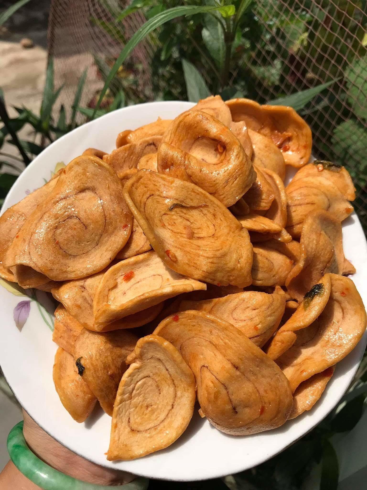 Bánh tai heo sốt mắm ớt 100g
