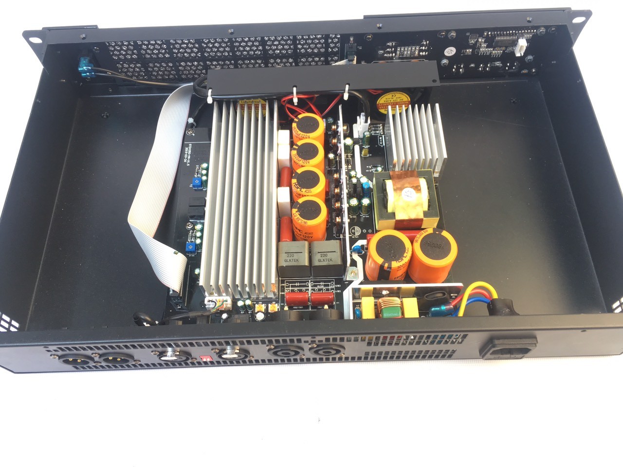 CỤC ĐẨY CÔNG SUẤT OBERTON QA 800