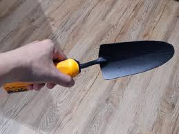 CÂY XẺNG XÚC ĐẤT INGCO HFTT858