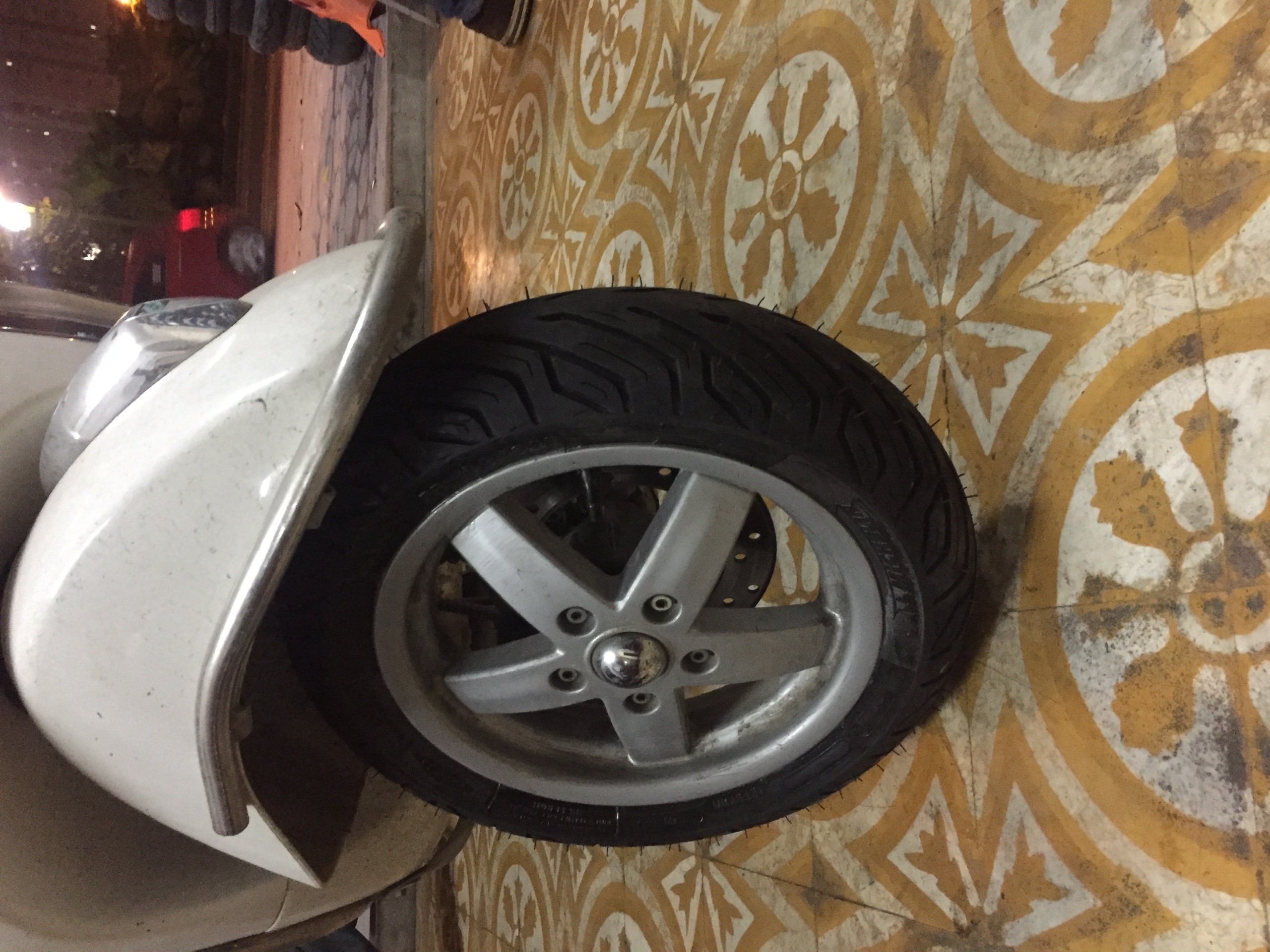 Lốp/vỏ Michelin City Grip 110/70-11