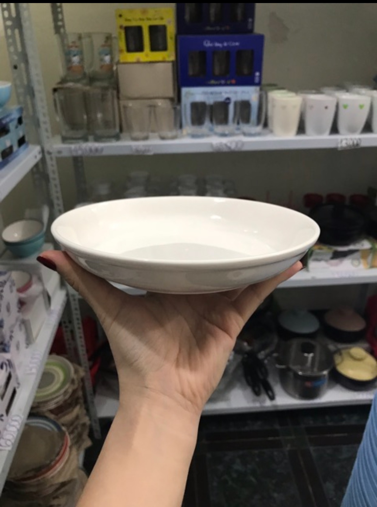 Đĩa sứ Bát Tràng hình tròn