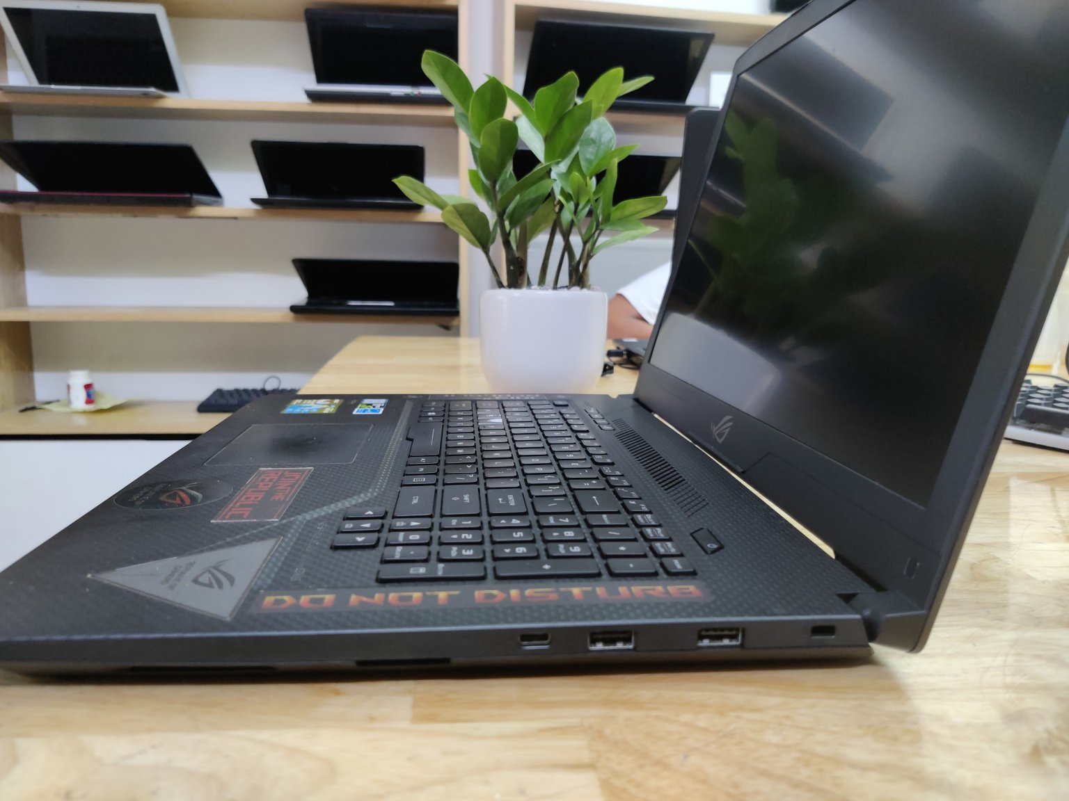 Laptop Asus ROG Strix Scar GL703GE-EE047T