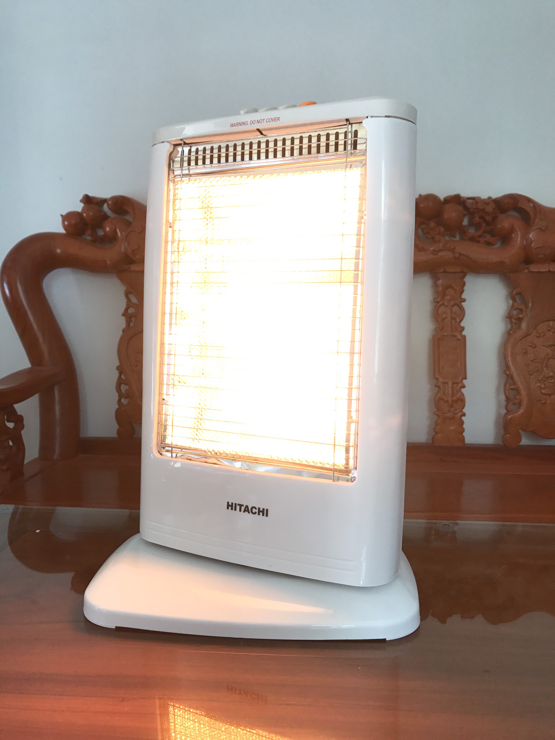 Quạt sưởi Hitachi DH-168