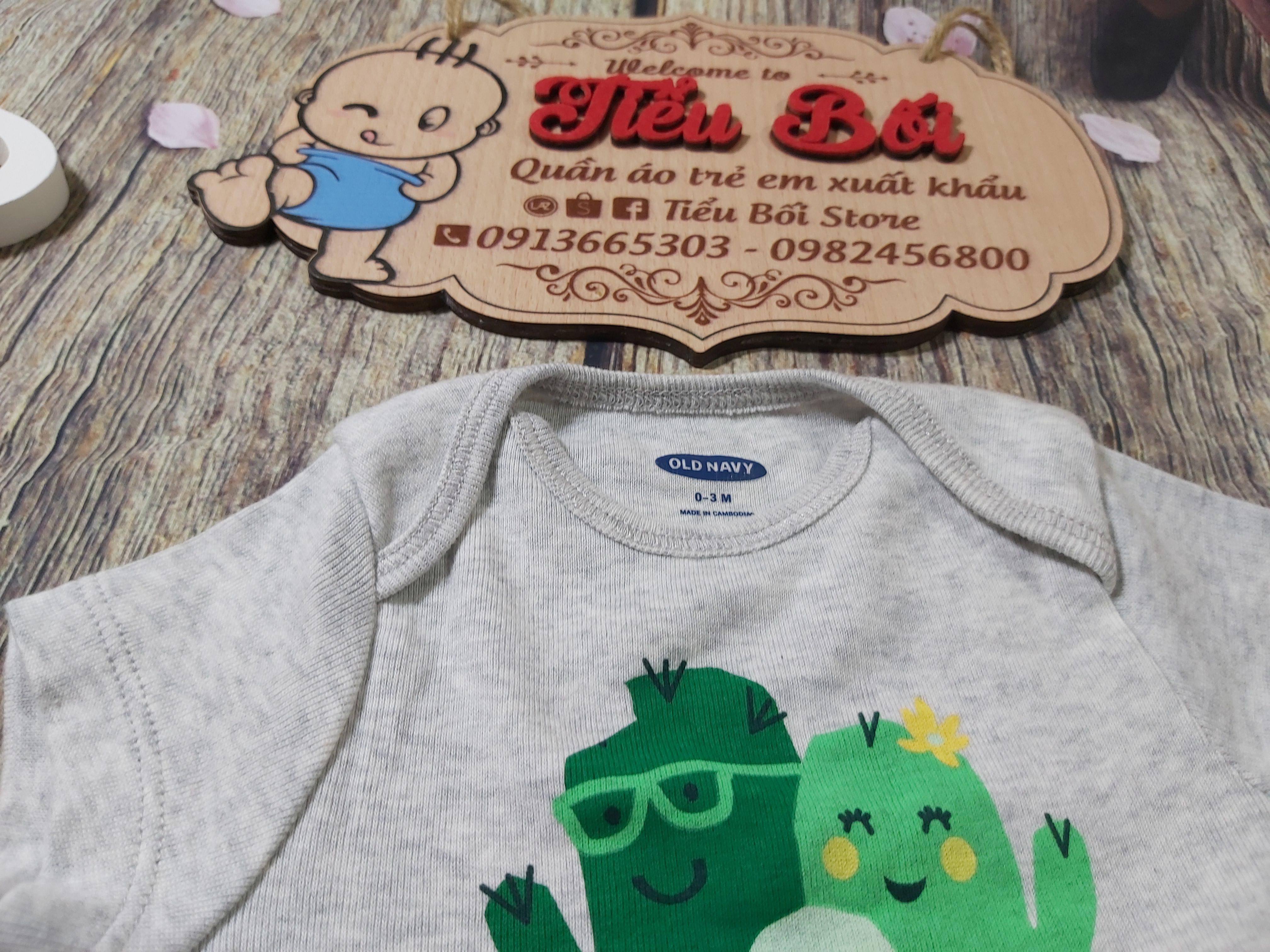 Áo liền quần OLD NAVY trên 6 tháng