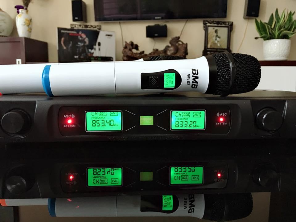 Micro không dây BMB-W888