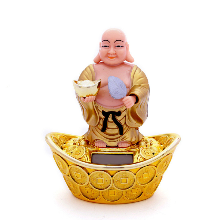 Di Lặc đứng thỏi vàng vẫy quạt gật đầu năng lượng mặt trời 15cm