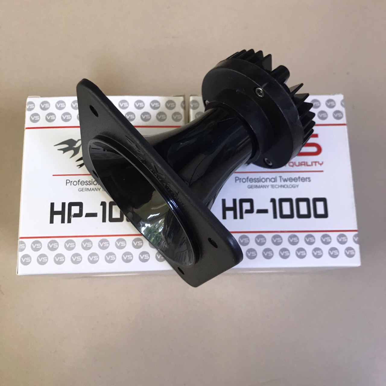 LOA DẪN NHÀ YẾN HP 1000