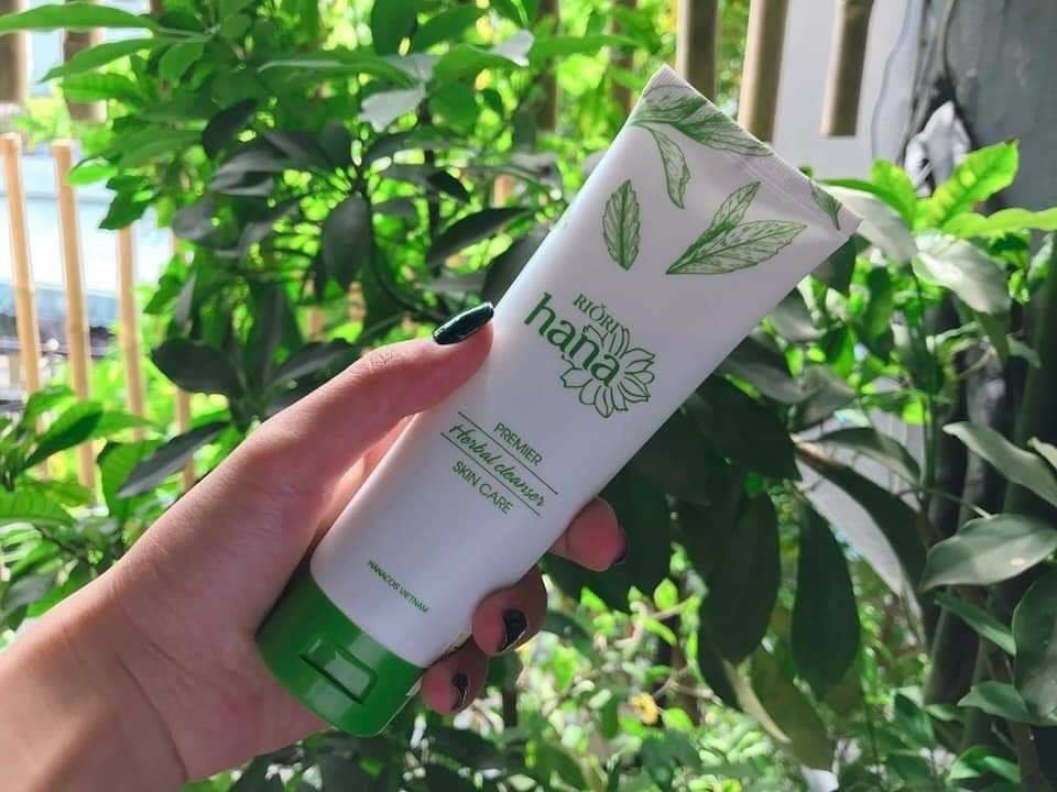 Sữa Rửa Mặt Thảo Dược Riori Herbal Cleanser 120g