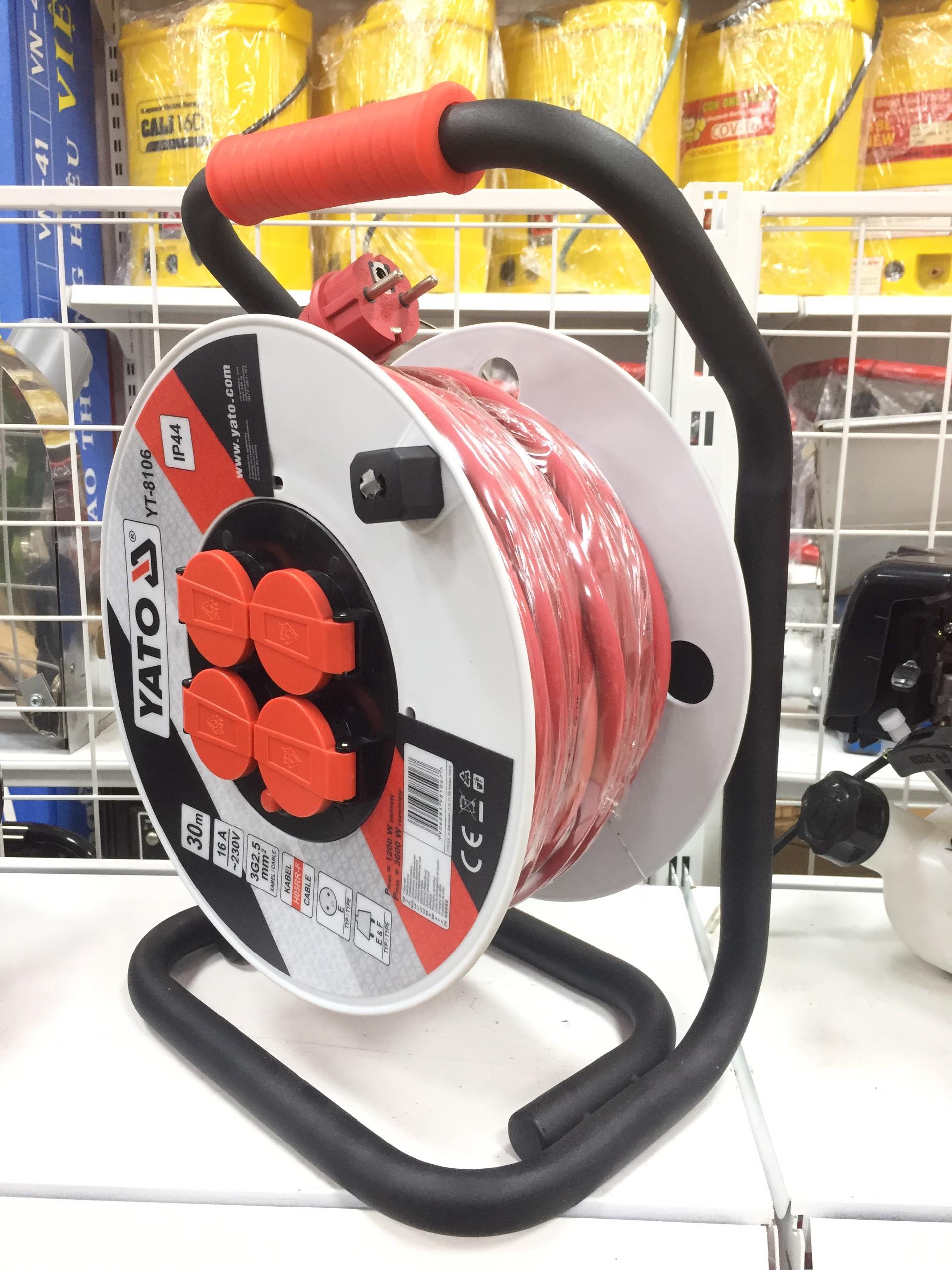 Ổ CẮM QUAY TAY RULO YATO YT-8106