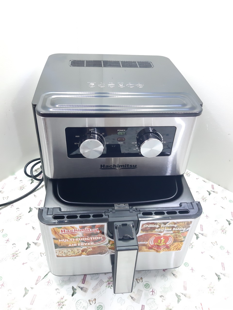 Nồi Chiên Không Dầu Hachimitsu HC688 8L