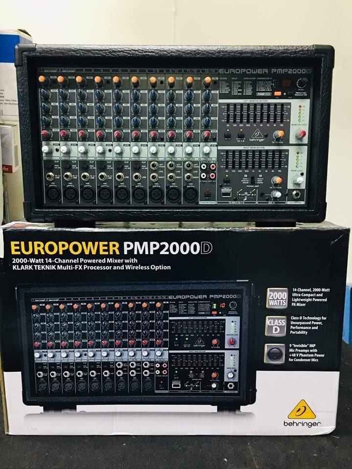 Bộ trộn âm thanh Behringer PMP2000D