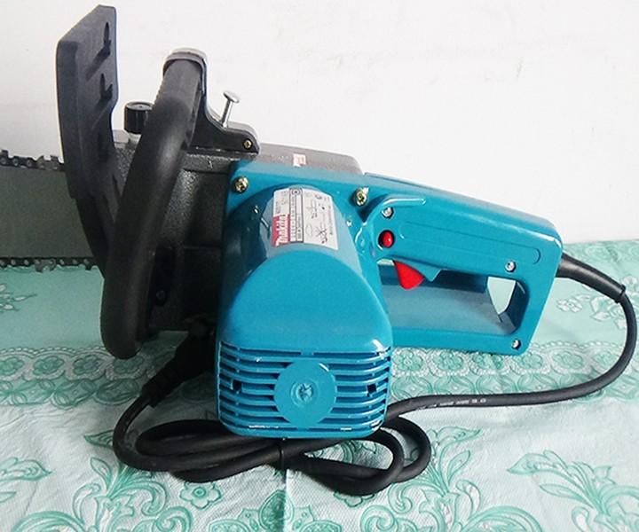 Máy cưa xích Makita 5016B