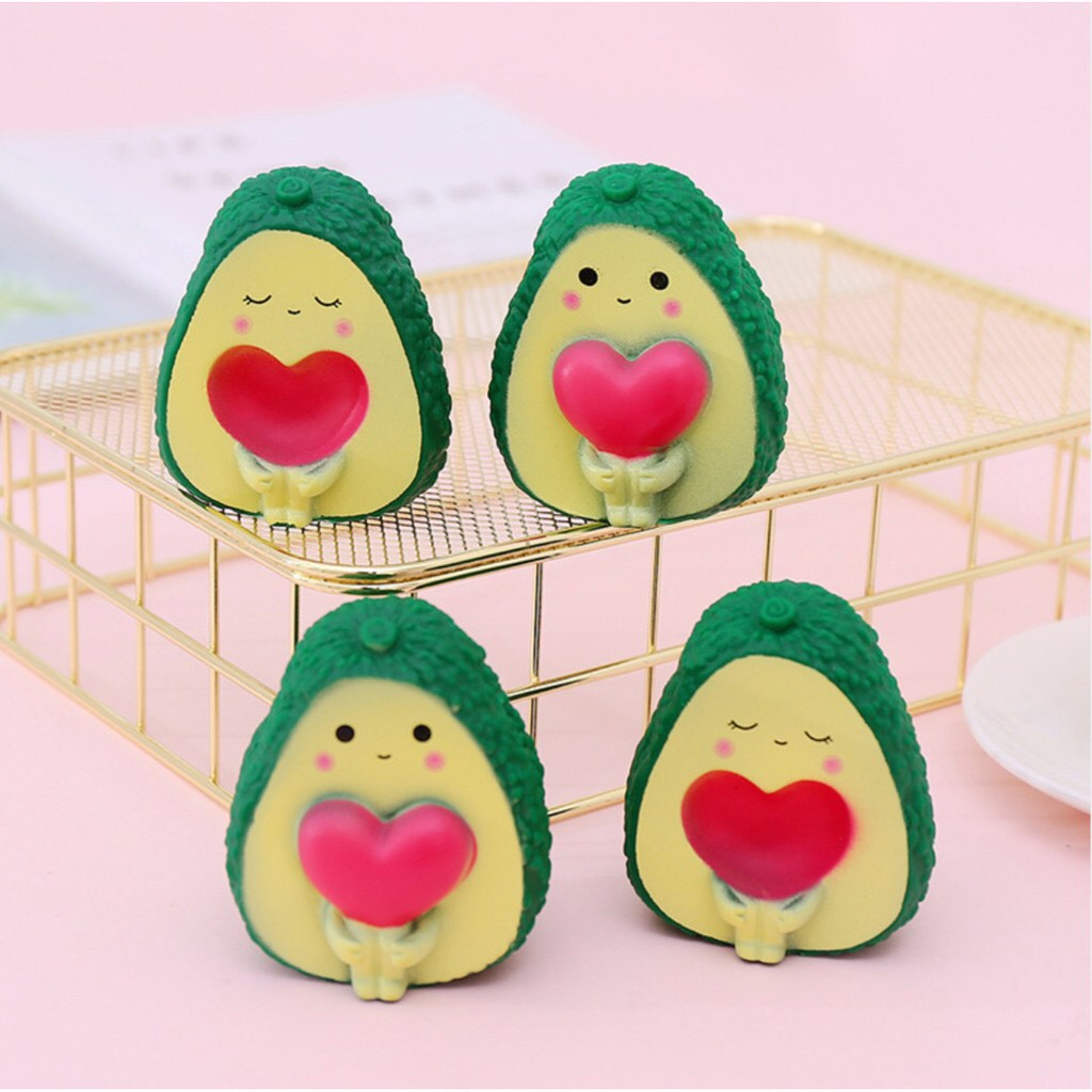 Quả bơ bóp kêu chíp chíp