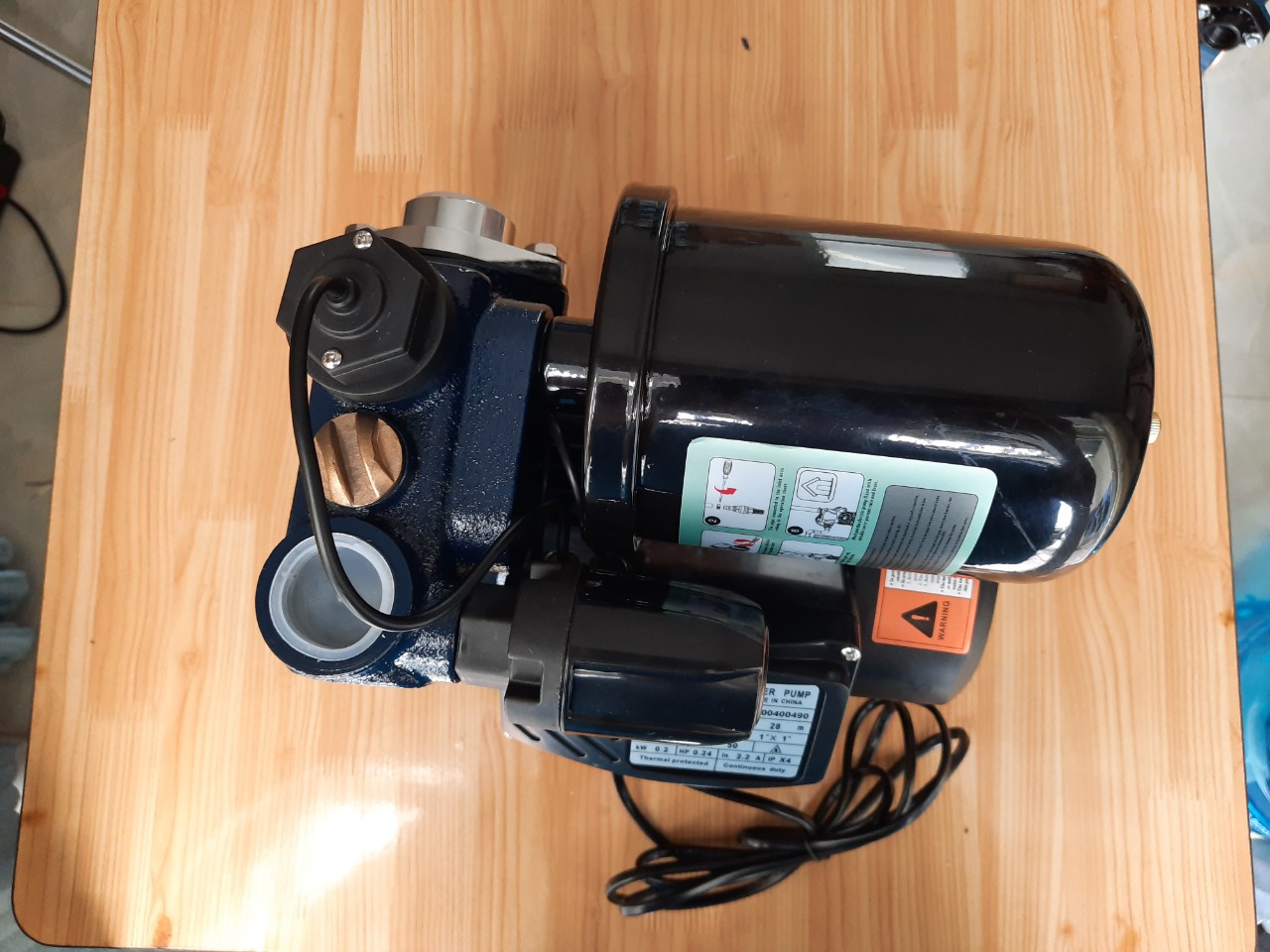 Máy bơm nước nóng tăng áp điện tử Nanoco NSP400-A - 400W