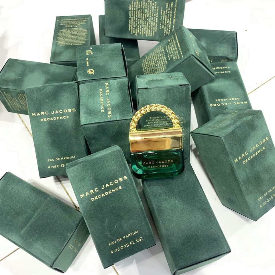 Nước hoa Nữ MARC JACOBS Decadence EDP 4ml