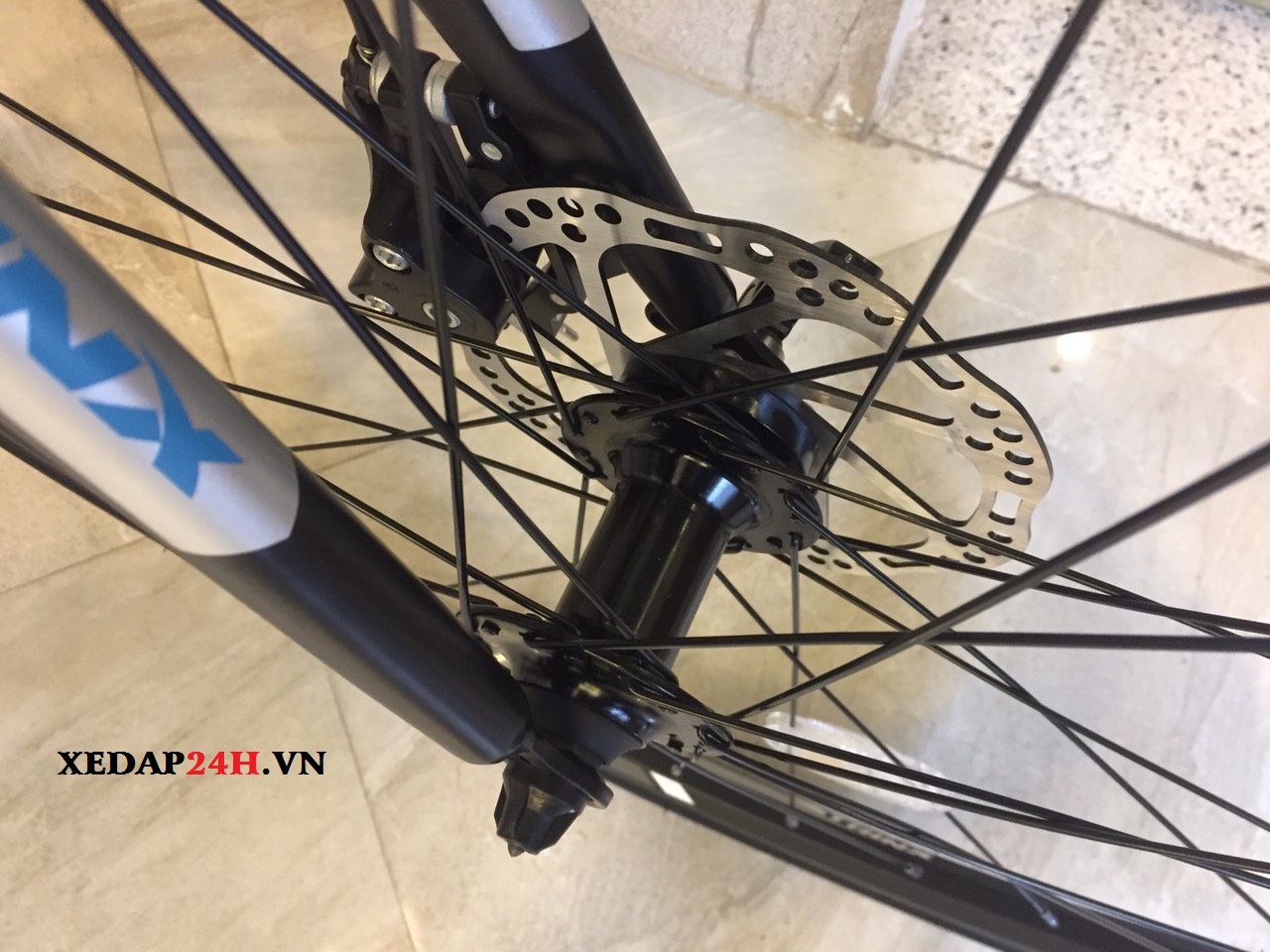 Xe Đạp Thể Thao Trinx Free 2.0