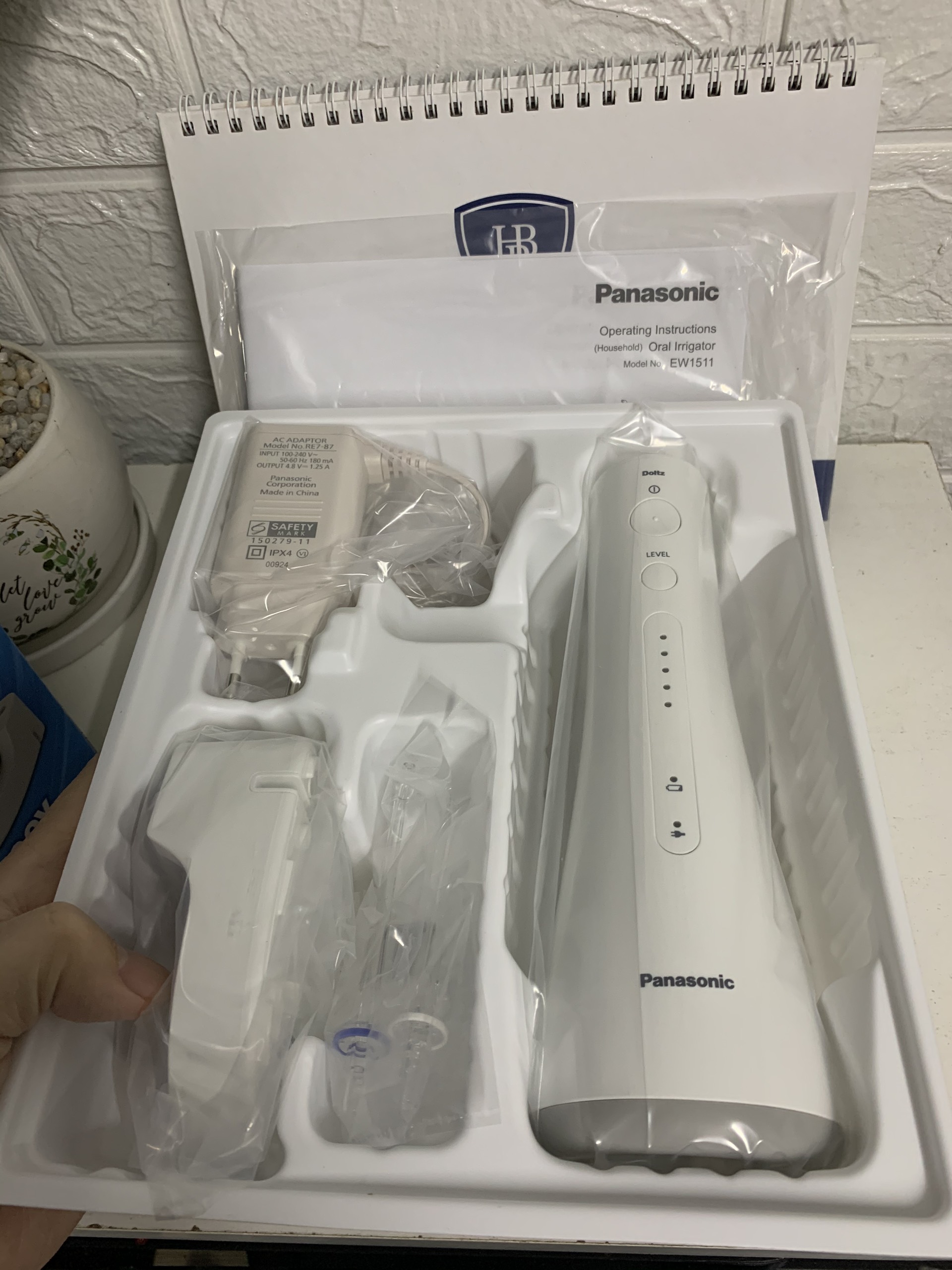 Máy Tăm Nước Panasonic EW1511