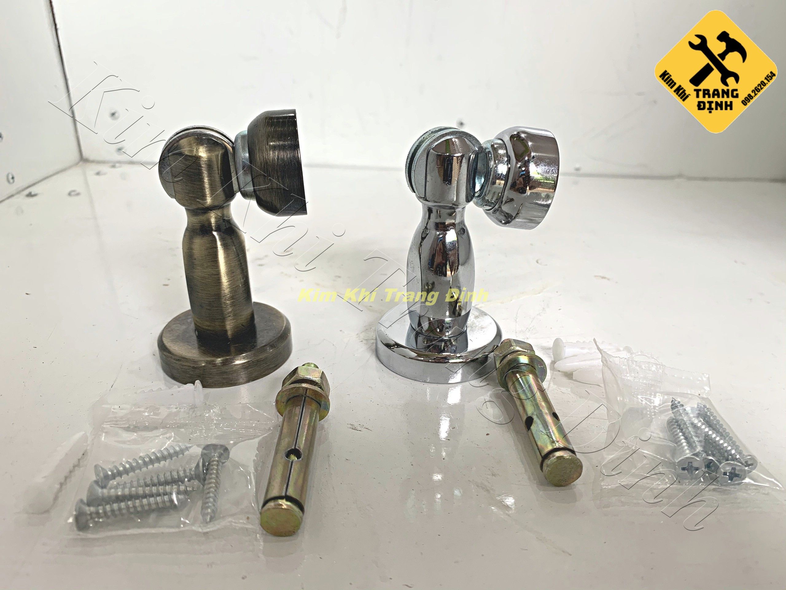 HÍT CỬA CHỐNG VA ĐẬP VIỆT TIỆP 10451