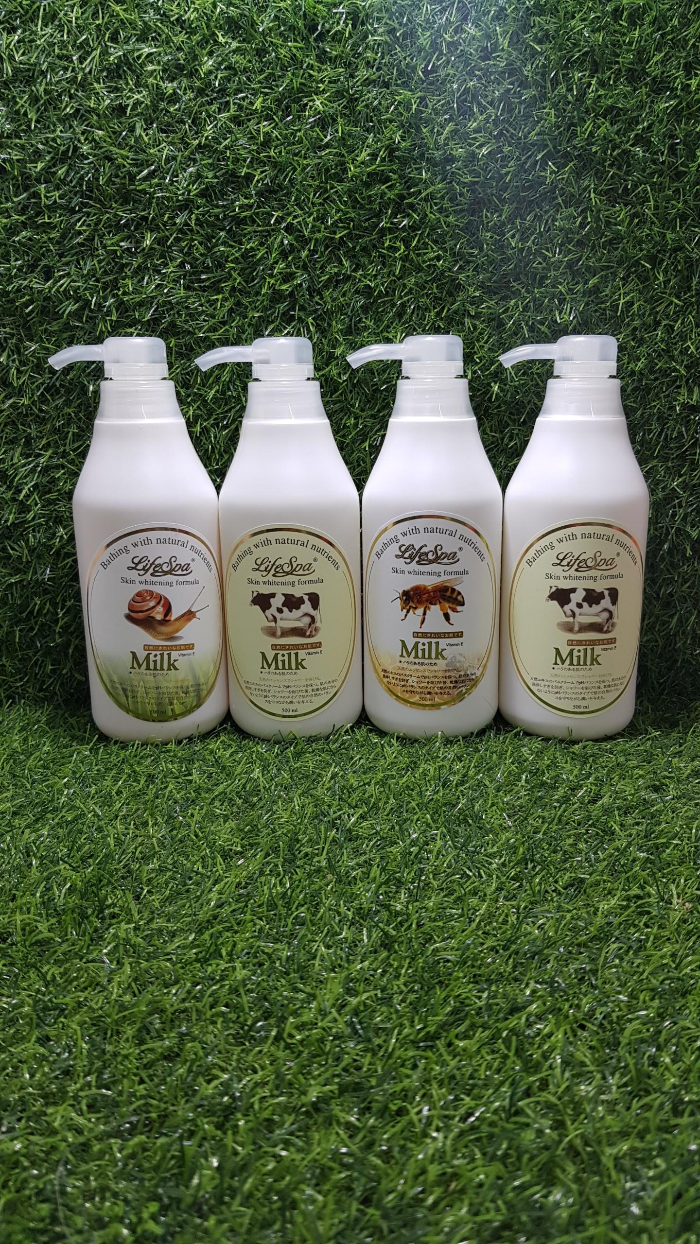 Sữa Tắm Trắng Da Milk LifeSpa - 500ml