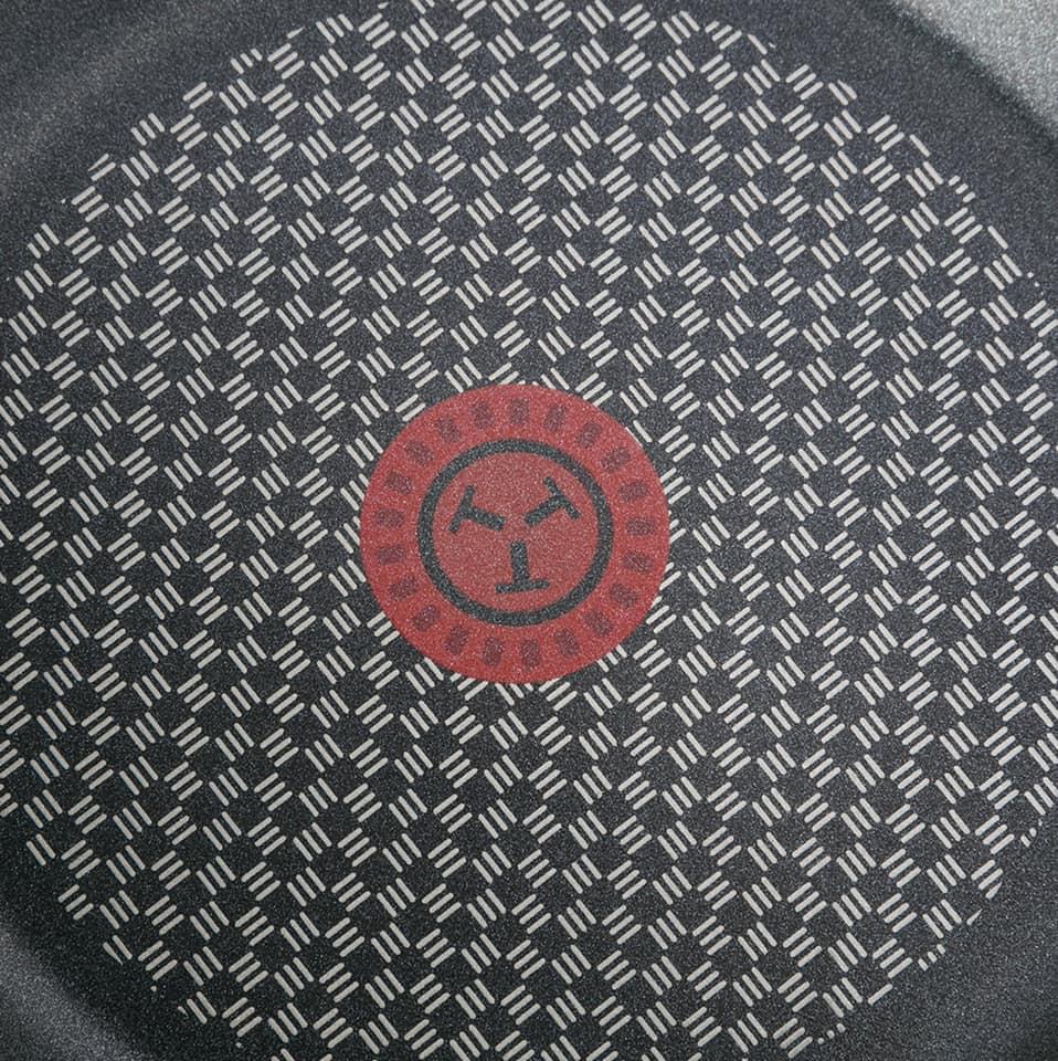CHẢO SÂU LÒNG TEFAL SENSATIONS 28CM