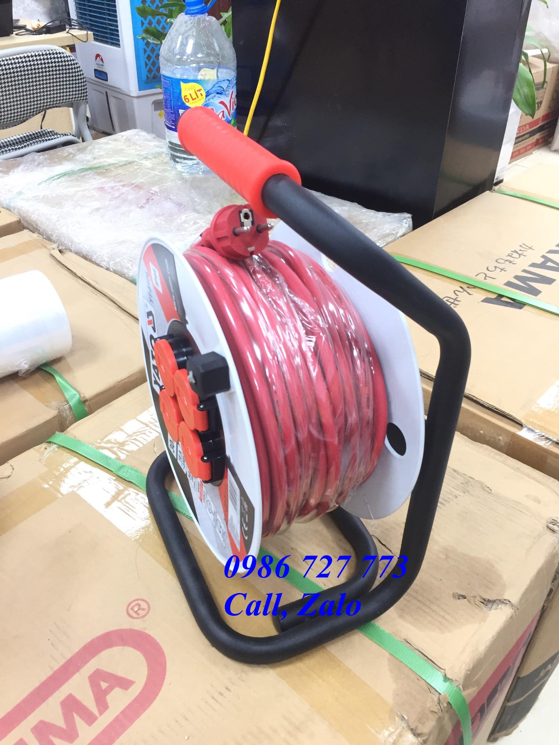 Ổ CẮM QUAY TAY RULO YATO YT-8106