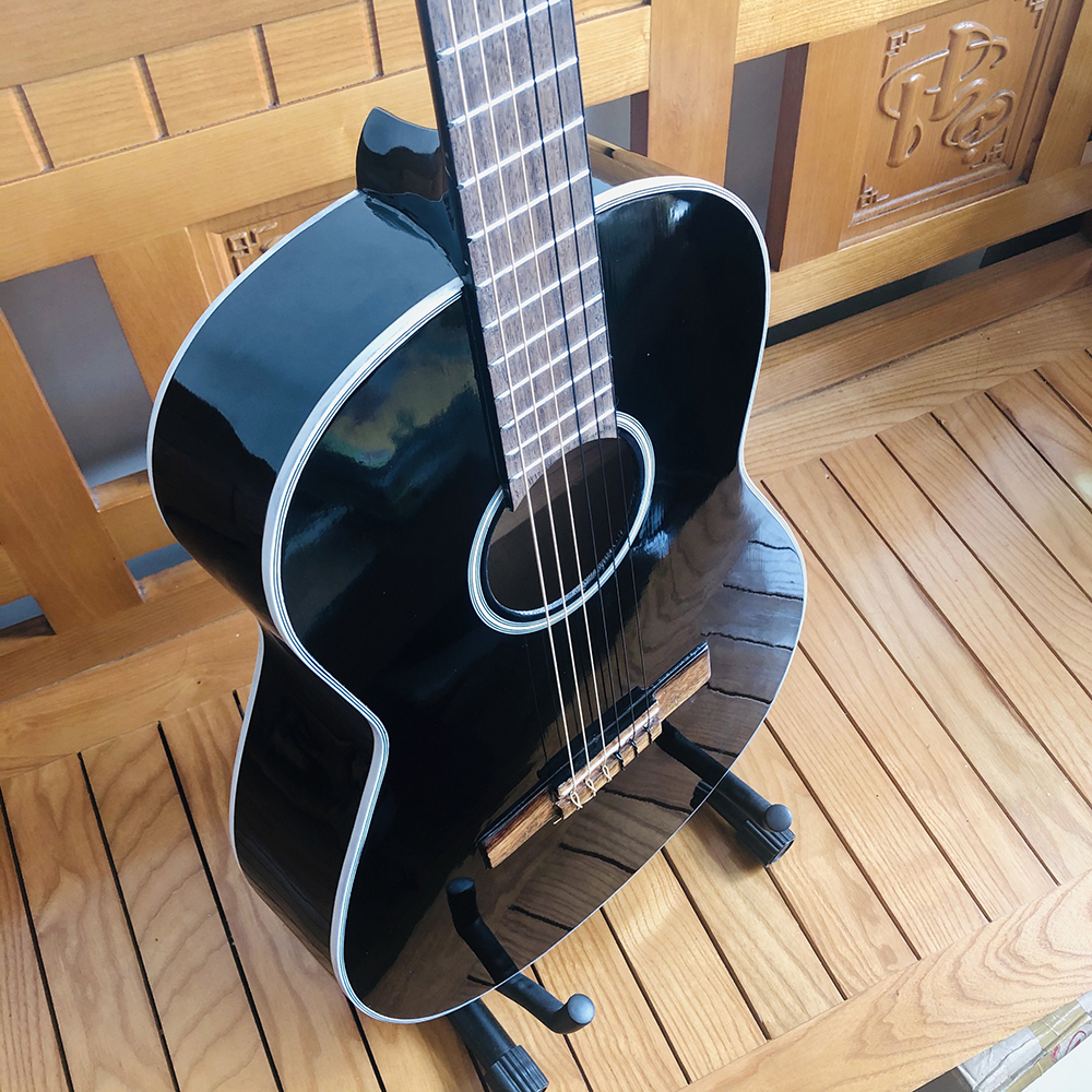 Đàn guitar classic DVE85