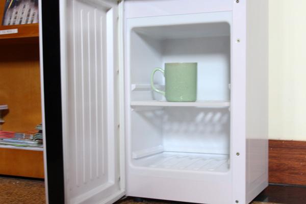 Cây Nước Nóng Lạnh Fujie WDBD20E