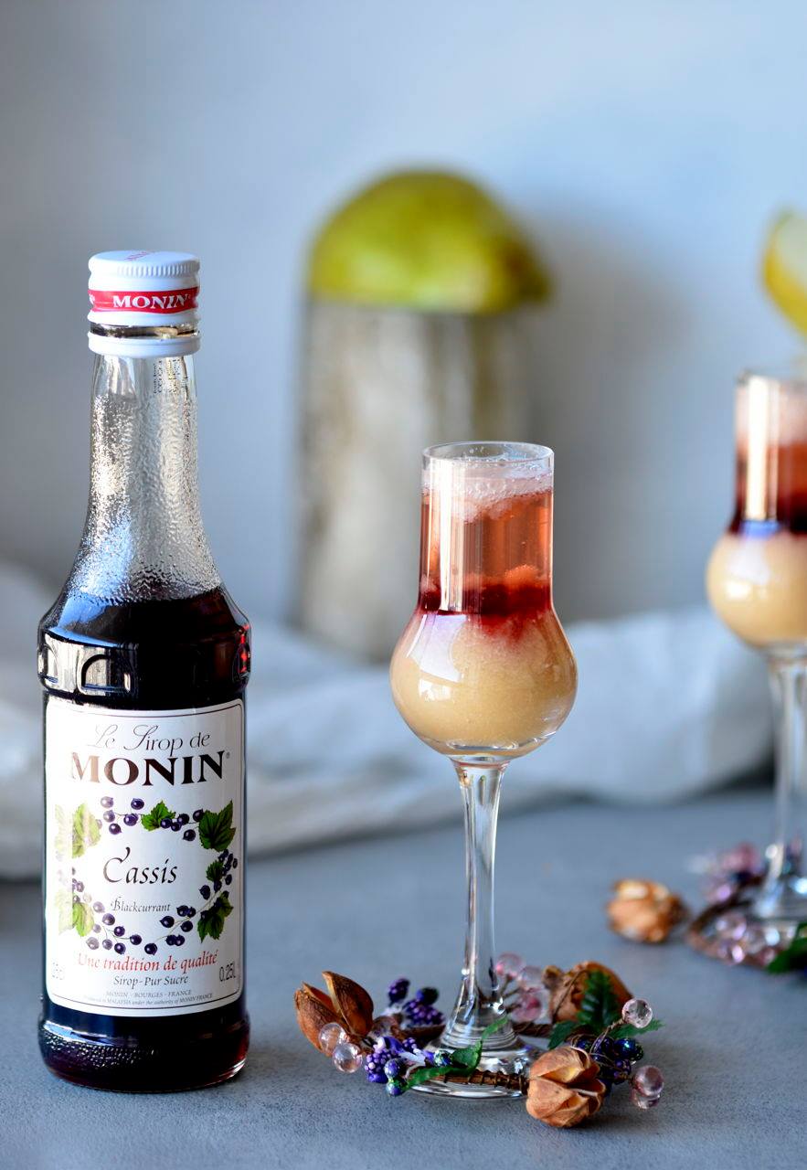 Siro Monin Nho Đen 700ml