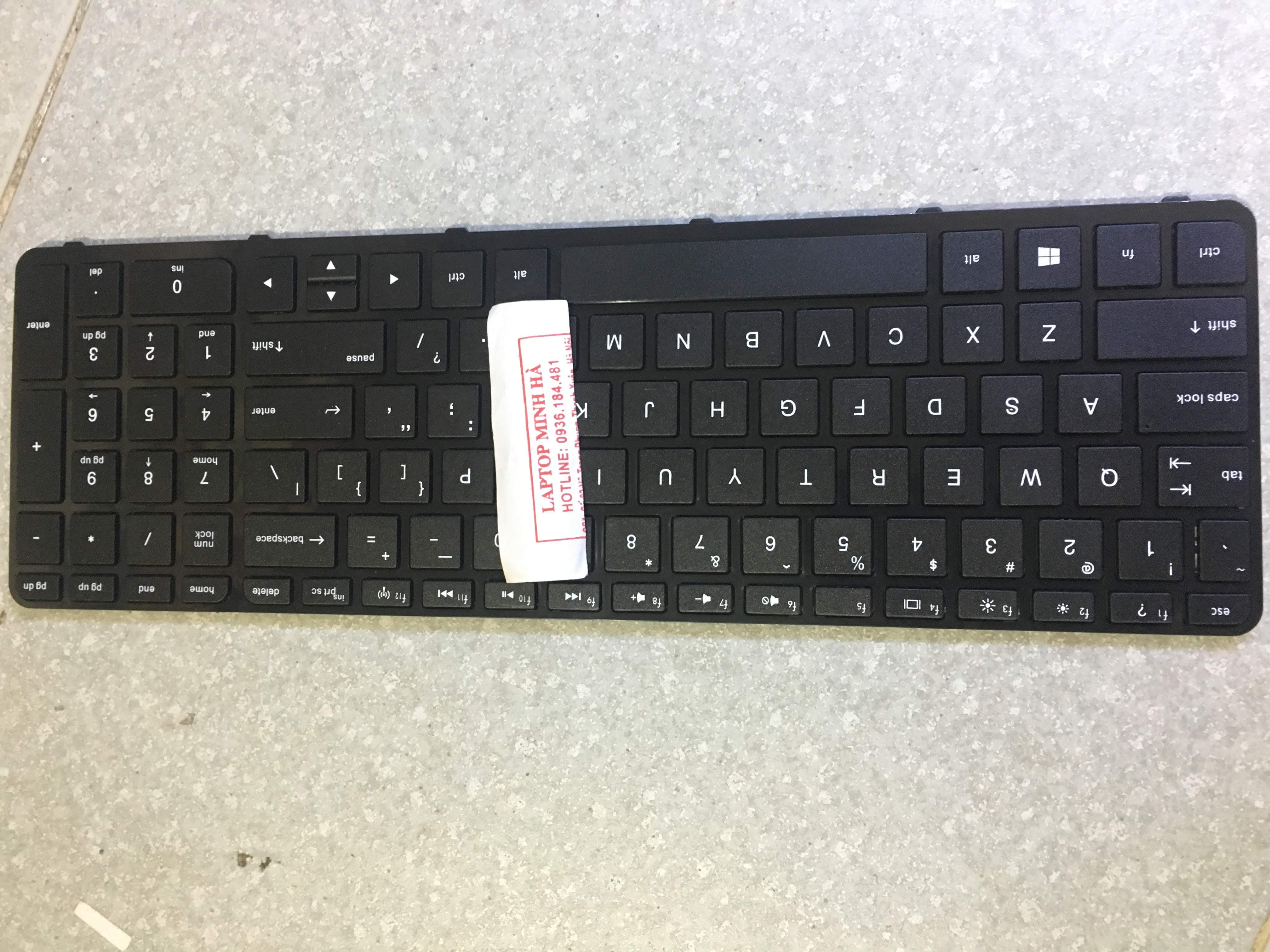 Bàn phím laptop HP C700