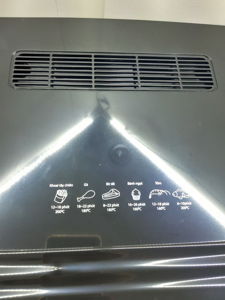 Nồi Chiên Không Dầu Hachimitsu HC688 8L