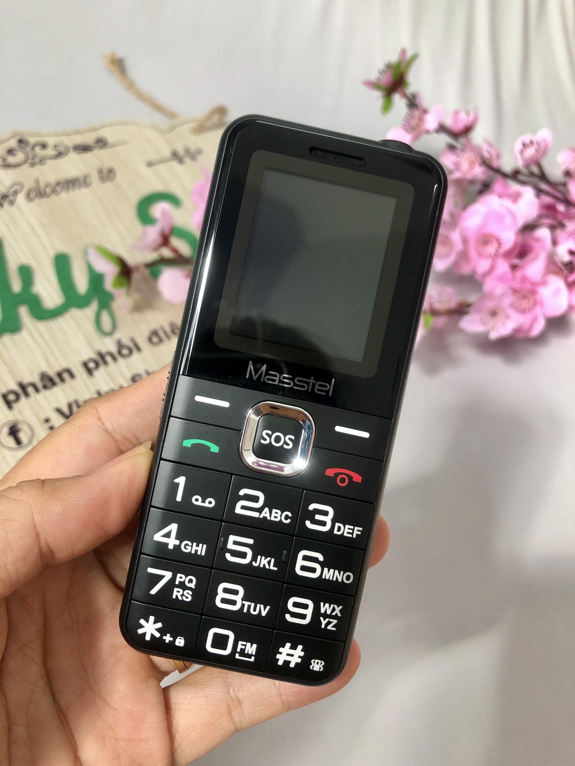 Điện thoại Masstel Fami 1 - 1.77 inch