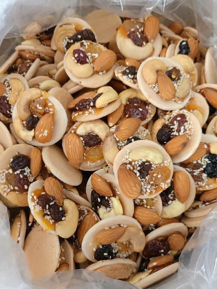 Bánh đồng tiền mix hạt 500g