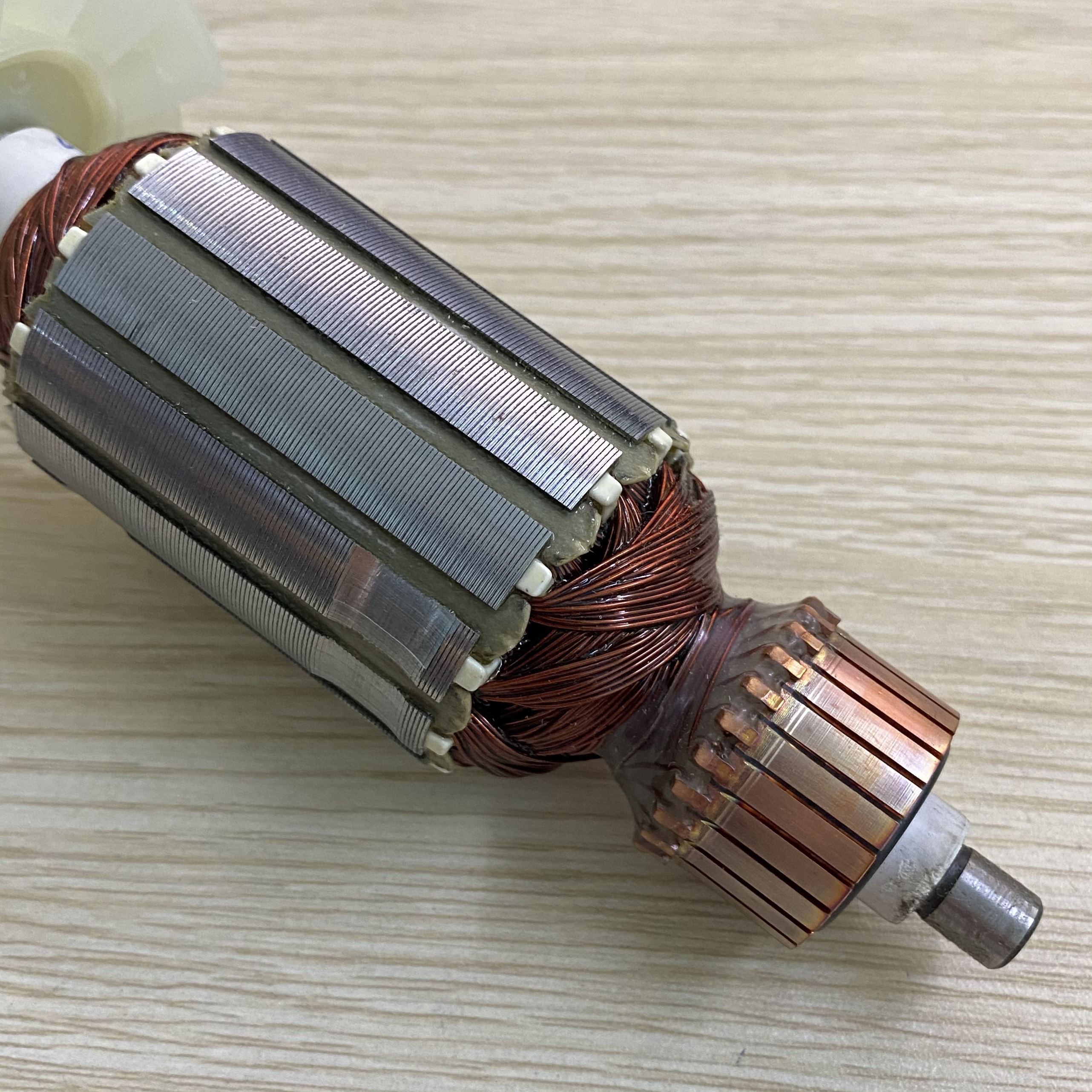 Rotor máy cắt gạch 4100NH Makita 516218-8