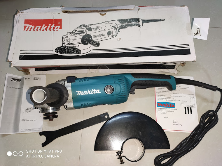 Máy mài góc Makita GA9020 230mm