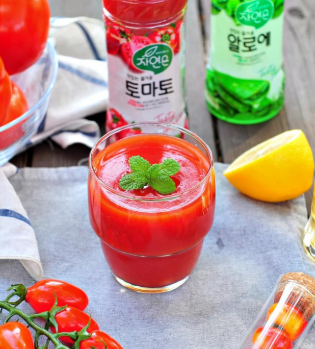 Nước cà chua Woongjin 500ml
