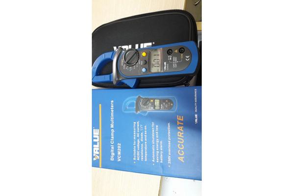 Ampe kìm VALUE VCM202