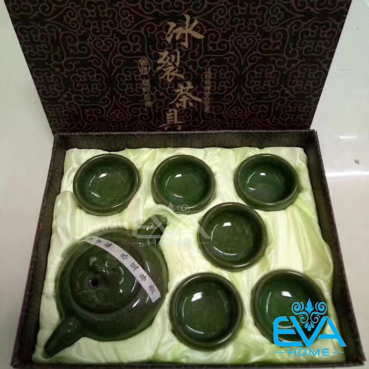 Ấm chén men ngọc